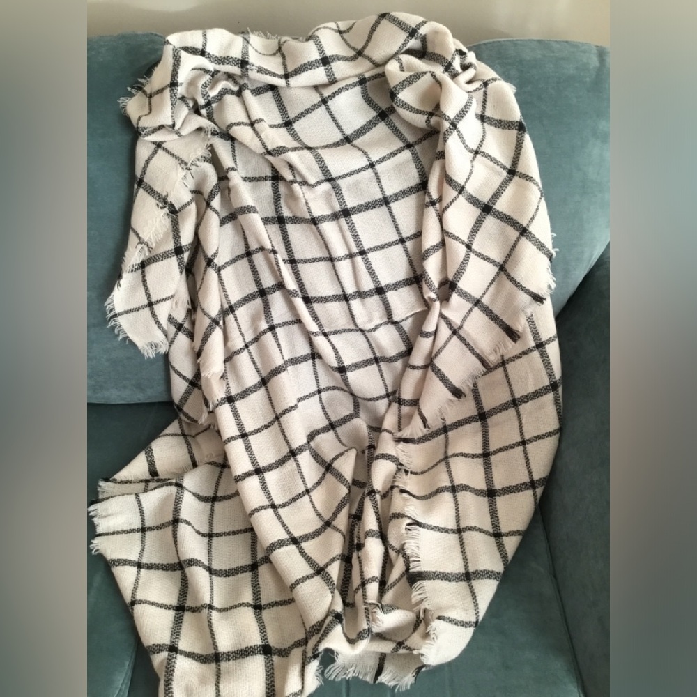 Plaid Fringe Blanket Scarf